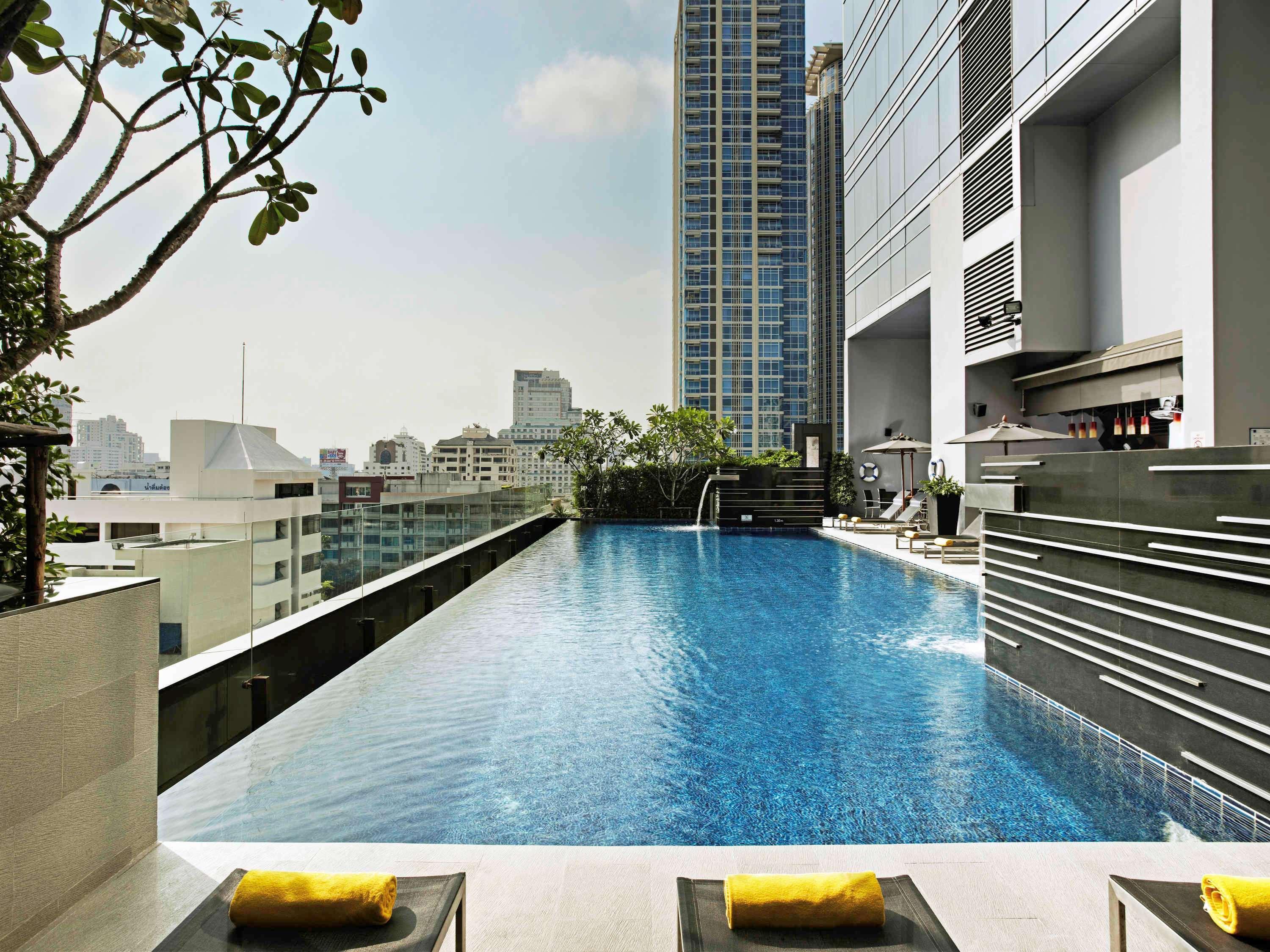 Four Points By Sheraton Bangkok Ploenchit - Formerly Novotel Bangkok Ploenchit المظهر الخارجي الصورة