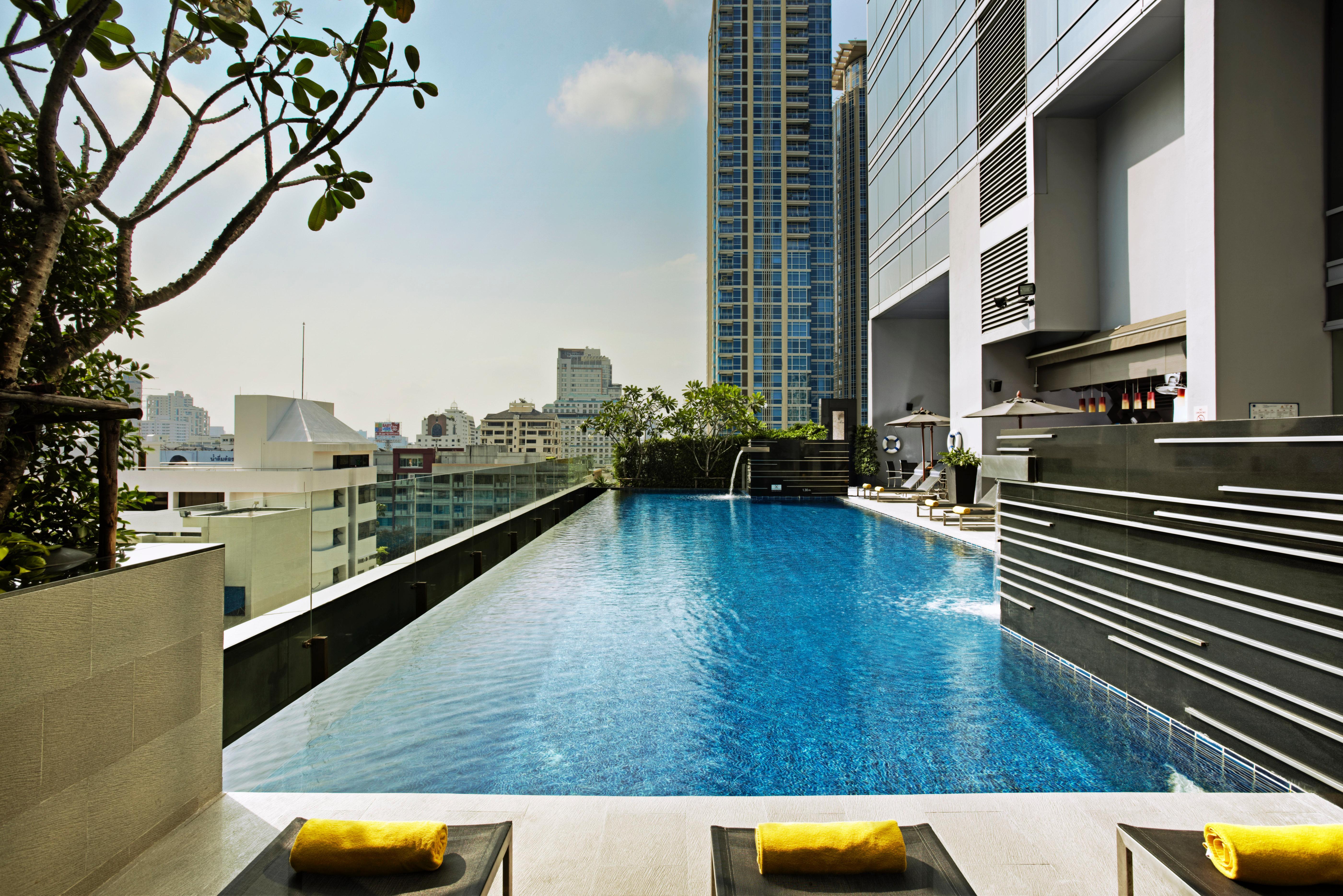 Four Points By Sheraton Bangkok Ploenchit - Formerly Novotel Bangkok Ploenchit المظهر الخارجي الصورة