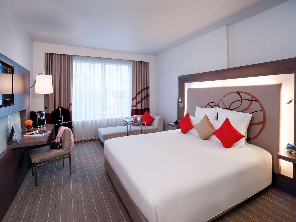 Four Points By Sheraton Bangkok Ploenchit - Formerly Novotel Bangkok Ploenchit المظهر الخارجي الصورة