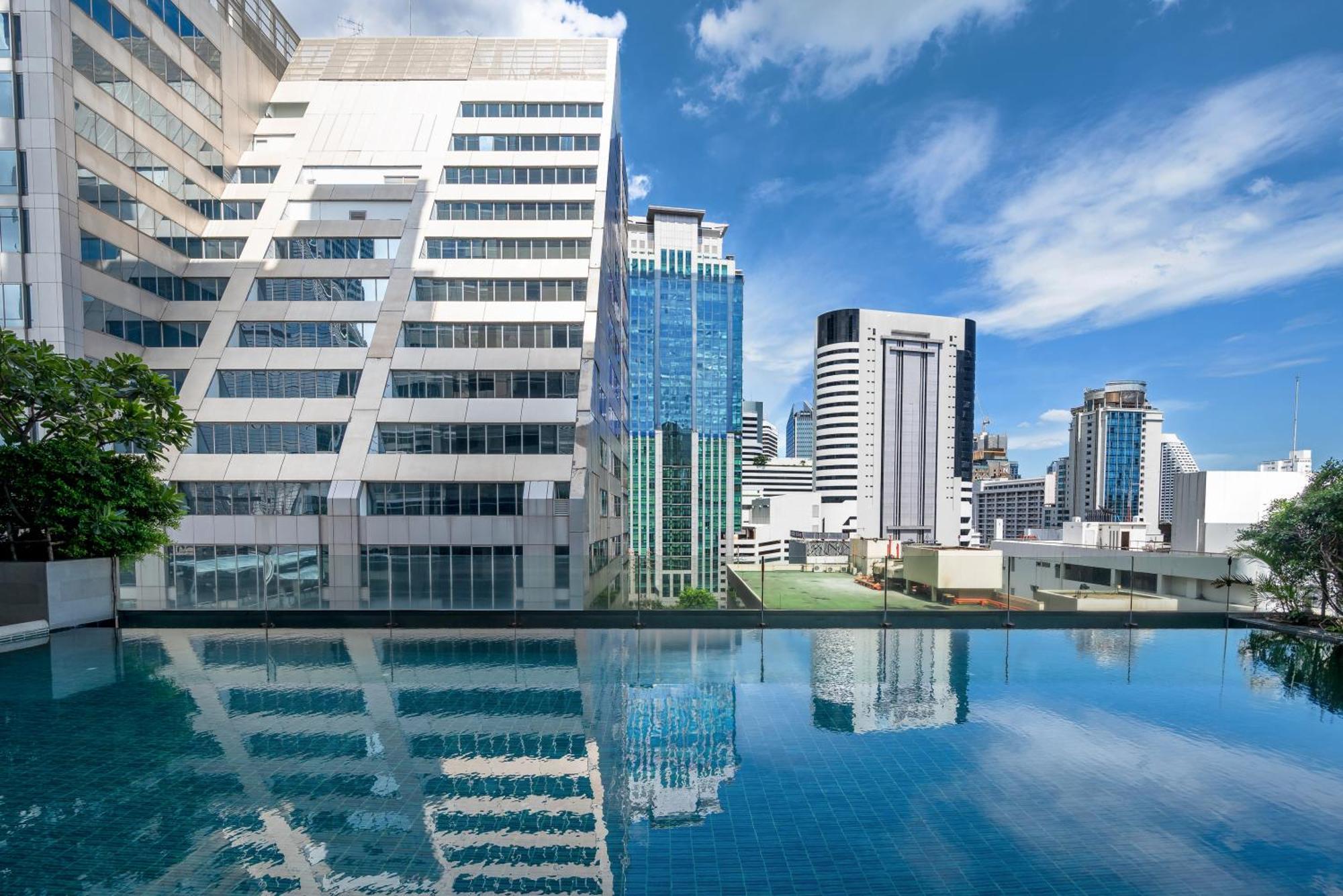 Four Points By Sheraton Bangkok Ploenchit - Formerly Novotel Bangkok Ploenchit المظهر الخارجي الصورة